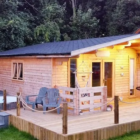 Luxury Log Cabin With Wood Fired Hot Tub Moville Extérieur photo
