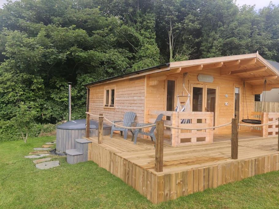 Chalet Luxury Log With Wood Fired Hot Tub